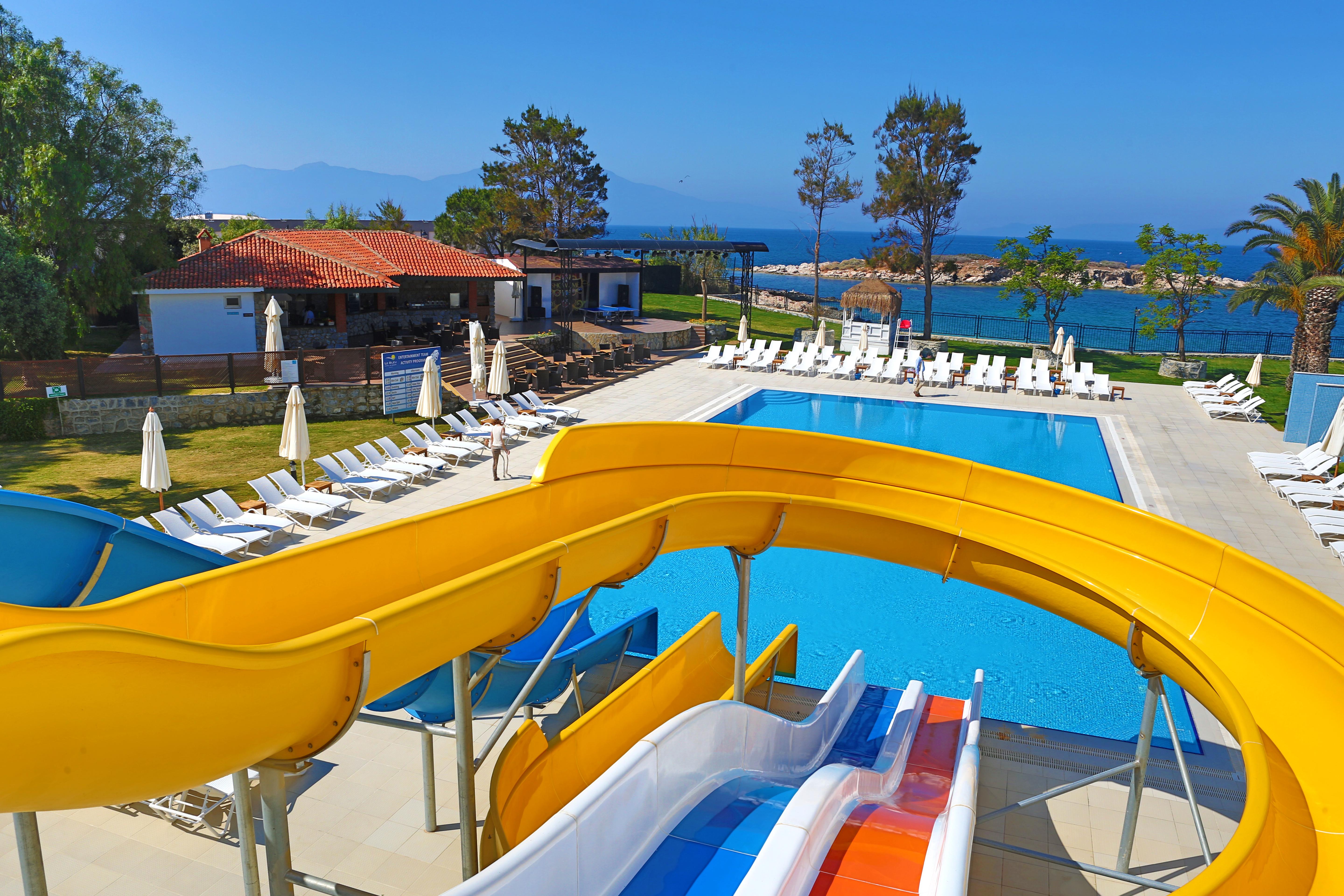 Pigale family club. Le bleu Hotel Кушадасы. Турция le bleu Hotel & Spa (ex. Noa Kusadasi Beach Club) 5* Кушадасы. Отель le bleu Hotel&Resort 5. Le bleu Hotel & Spa 5*.